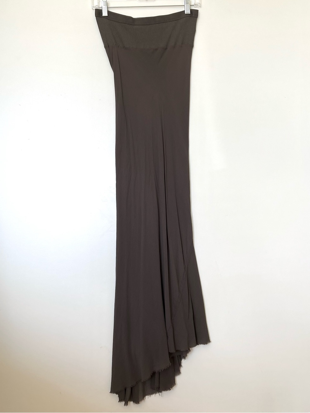 彡彡彡(TдT)彡彡彡

Rick Owens Silk Asymmetrical Maxi Skirt